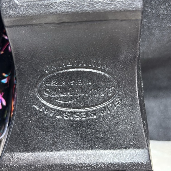 Sloggers Black and Multicolor Clogs - Picture 5 of 9